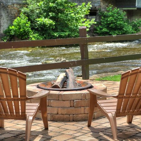 Gatlinburg River Inn Eksteriør billede