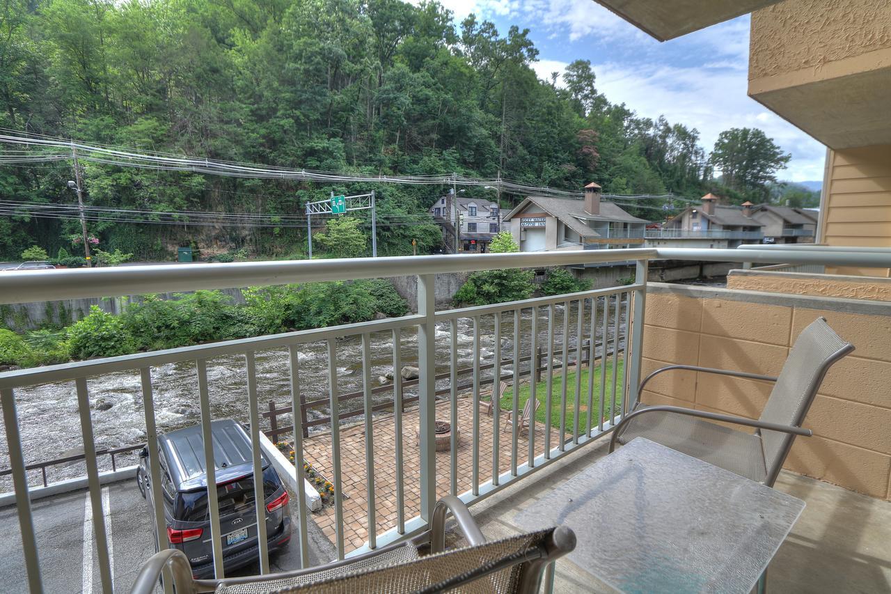 Gatlinburg River Inn Eksteriør billede